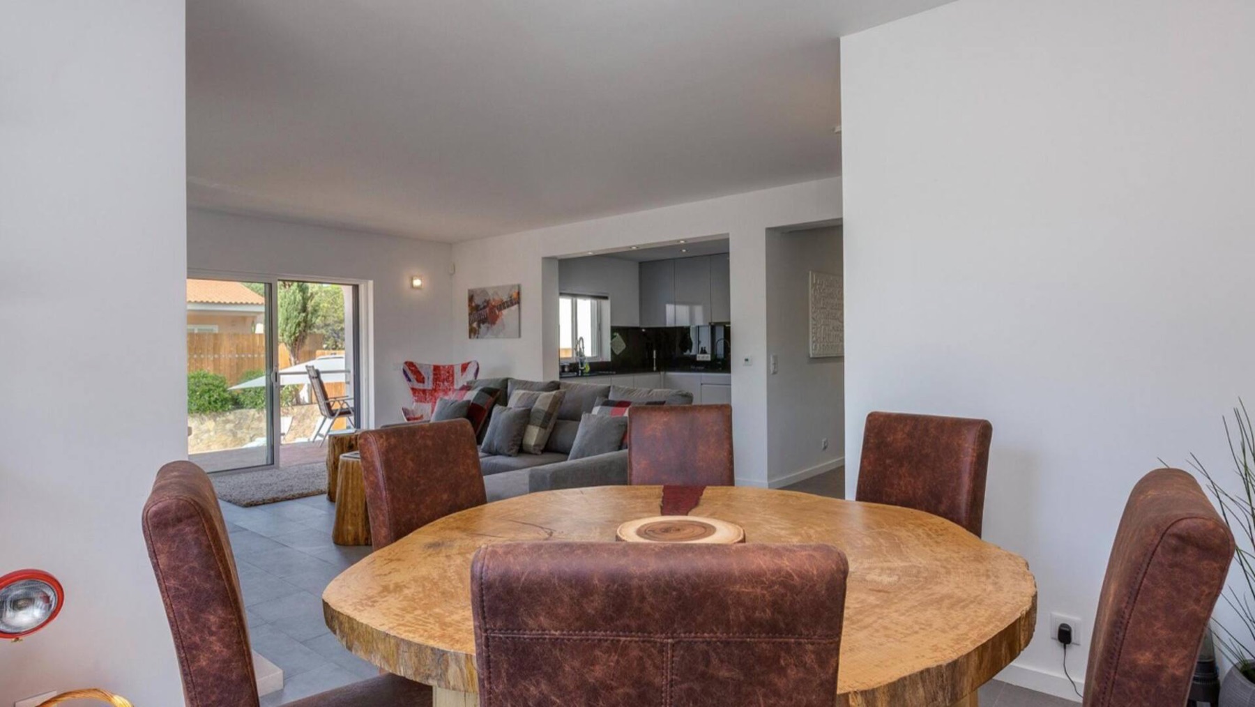 Villa Verde open-plan living, dining and kitchen area